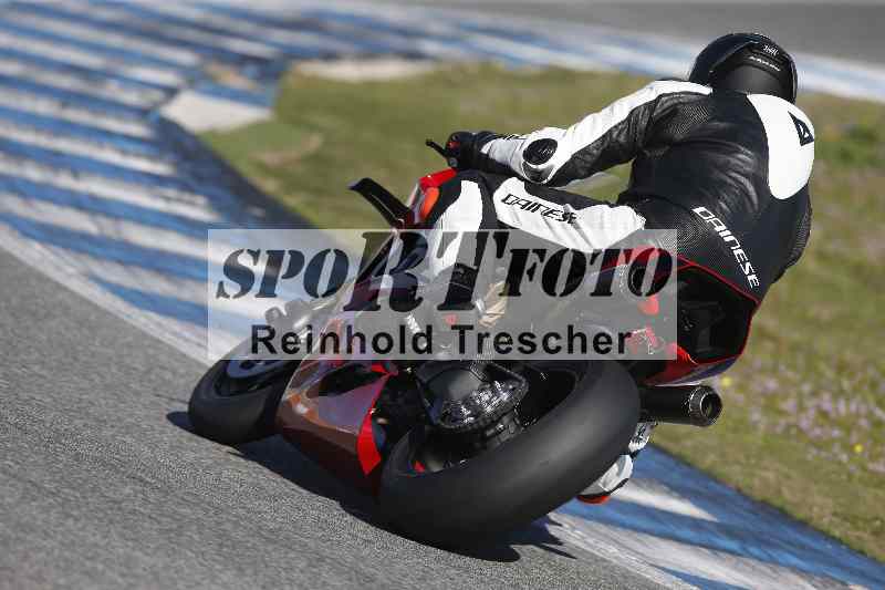 /Archiv-2024/01 26.-28.01.2024 Moto Center Thun Jerez/Gruppe gruen-green/162